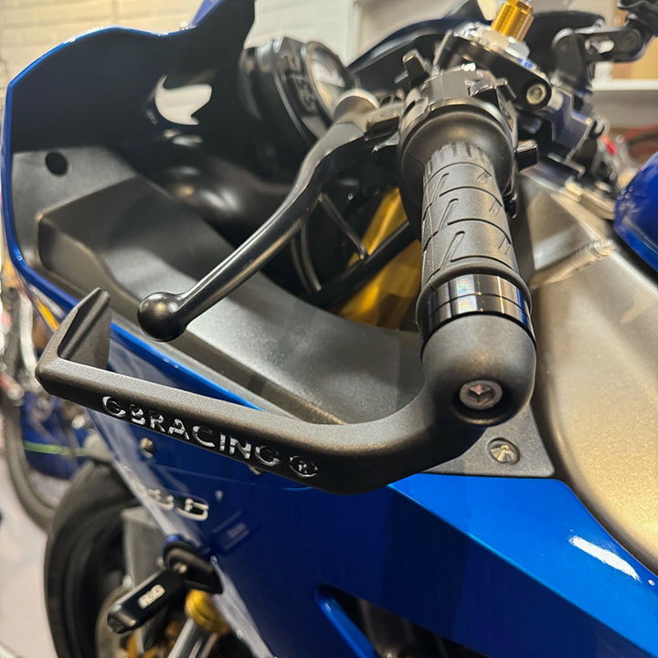 [CLG-M8-S5-B5-R6-A160-GBR-006] GBRacing Clutch Lever Guard A160 for Kawasaki Z900 - image 1