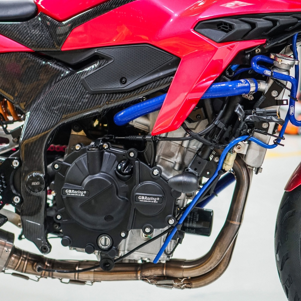 [EC-ZX-25R-2020-3-GBR-002] GBRacing Pulse Case Cover for Kawasaki Ninja ZX-4RR - image 1