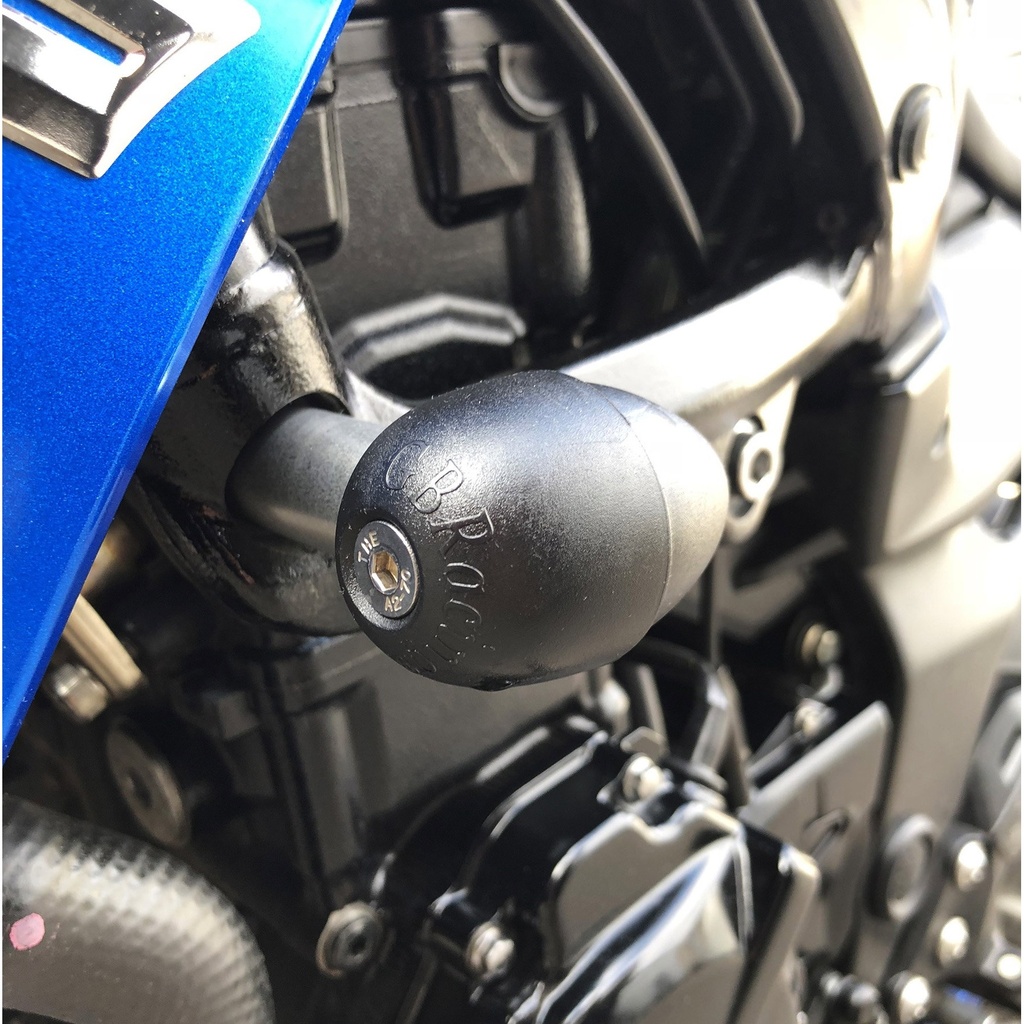 [FS-GSXS750-L7-LHS-S] GBRacing LHS Bullet Frame Slider (Street) for Suzuki GSX-S750 - image 1
