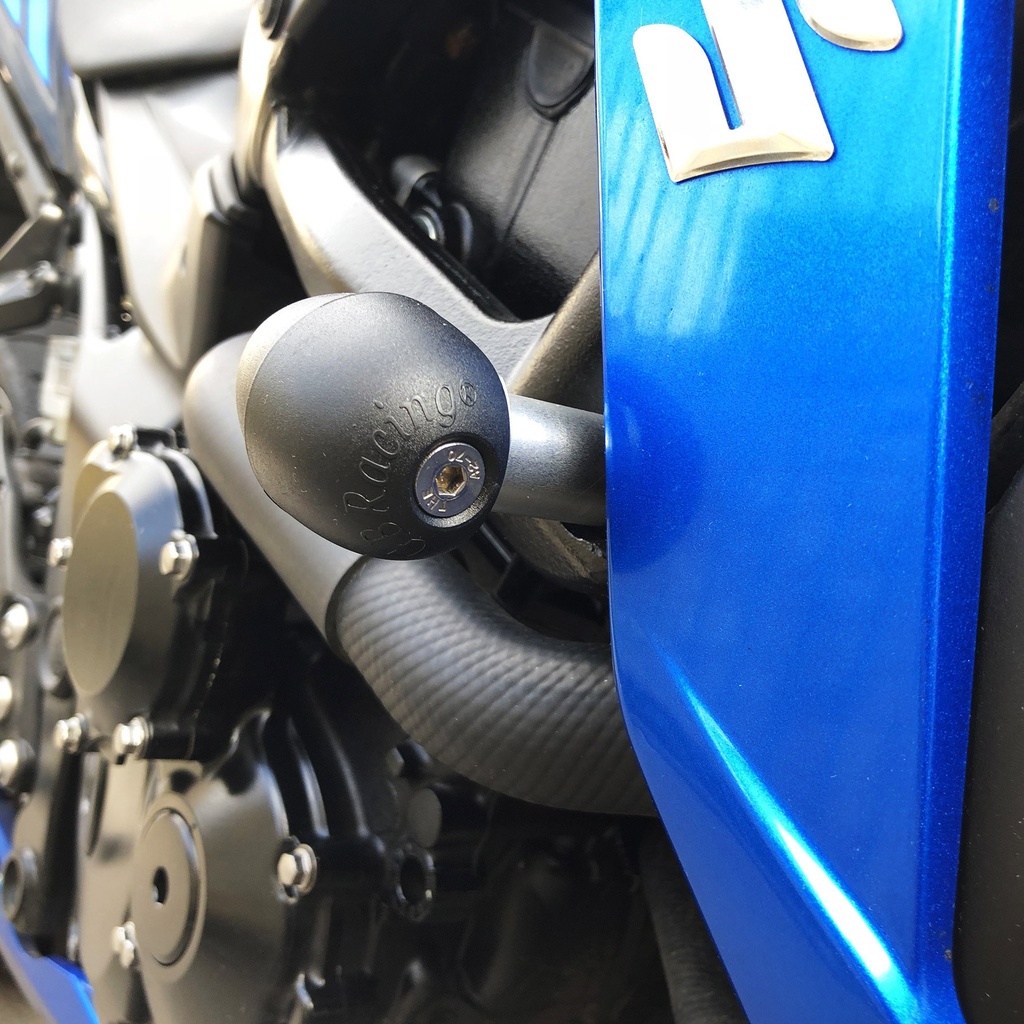 [FS-GSXS750-L7-S] GBRacing Bullet Frame Sliders (Street) for Suzuki GSX-S750 - image 1