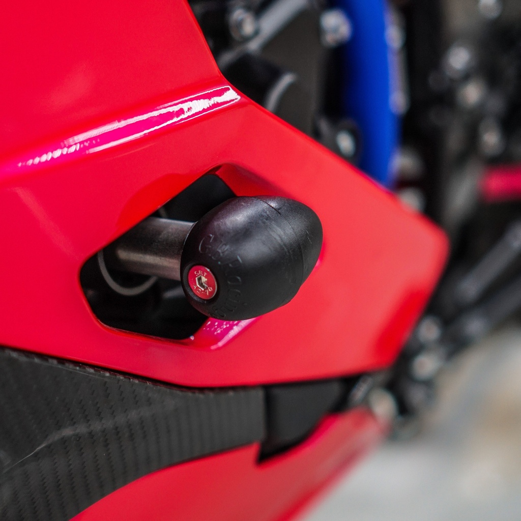 [FS-ZX-25R-2020-S-002] GBRacing Bullet Frame Sliders (Street) for Kawasaki Ninja ZX-4RR - image 1