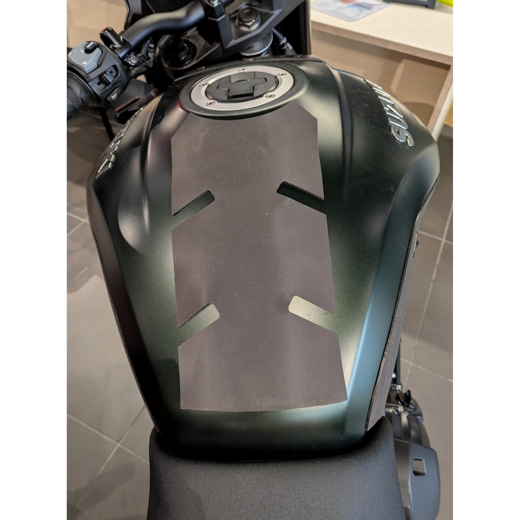 [WRAPSUZ006-001] Eazi-Grip Silicone Wrap-Around Tank Grip for Suzuki GSX-8T - image 2