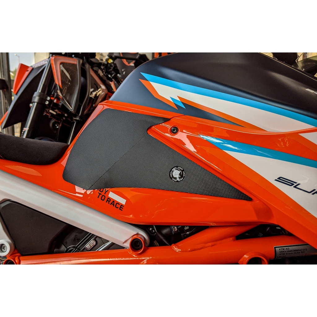 [SIL514BL] Eazi-Grip Silicone Tank Grips for KTM 1290 Super Duke R 2020 - image 1