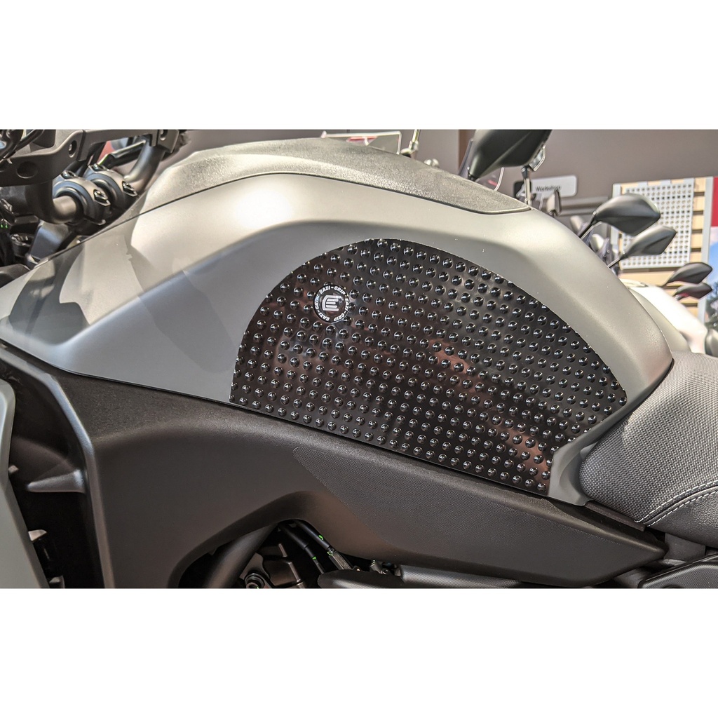 [EVO938BL] Eazi-Grip EVO Tank Grips for Yamaha Tracer 7, clear or black (Black) - image 2